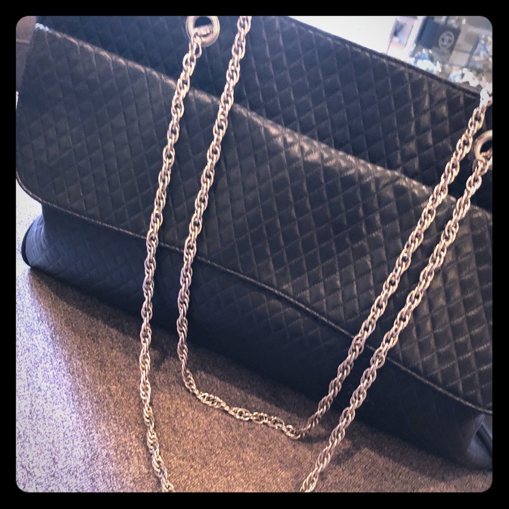 Black tote with silver chain